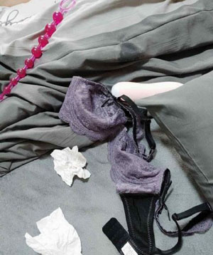 啪神ben征服肥臀女教师_BD免费观看韩国