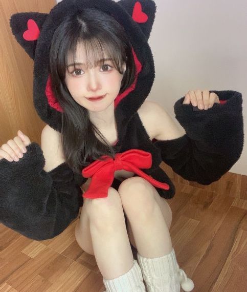 女主播全身裸体免费视频_BD国语在线视频播放