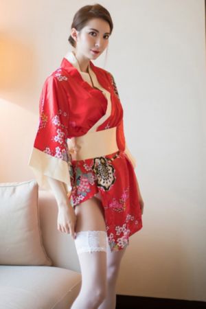 正常的女性下面多紧_HD高清在线观看