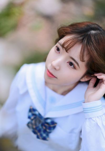 《年轻的女教师电影_DVD在线观看视频