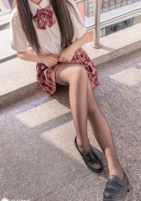 丰满饥渴老女人hd_BD英语在线播放观看