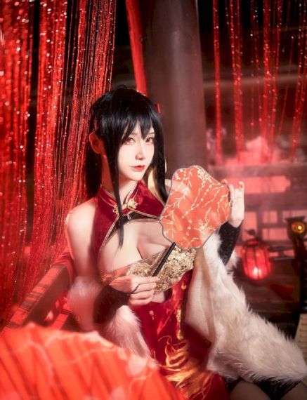 亲亲抱抱摸摸吻胸扒衣服_高清在线观看电视